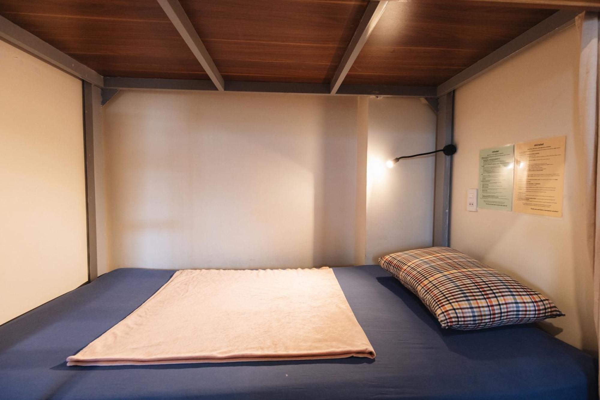 9 Hostel And Suites Хошимин Екстериор снимка