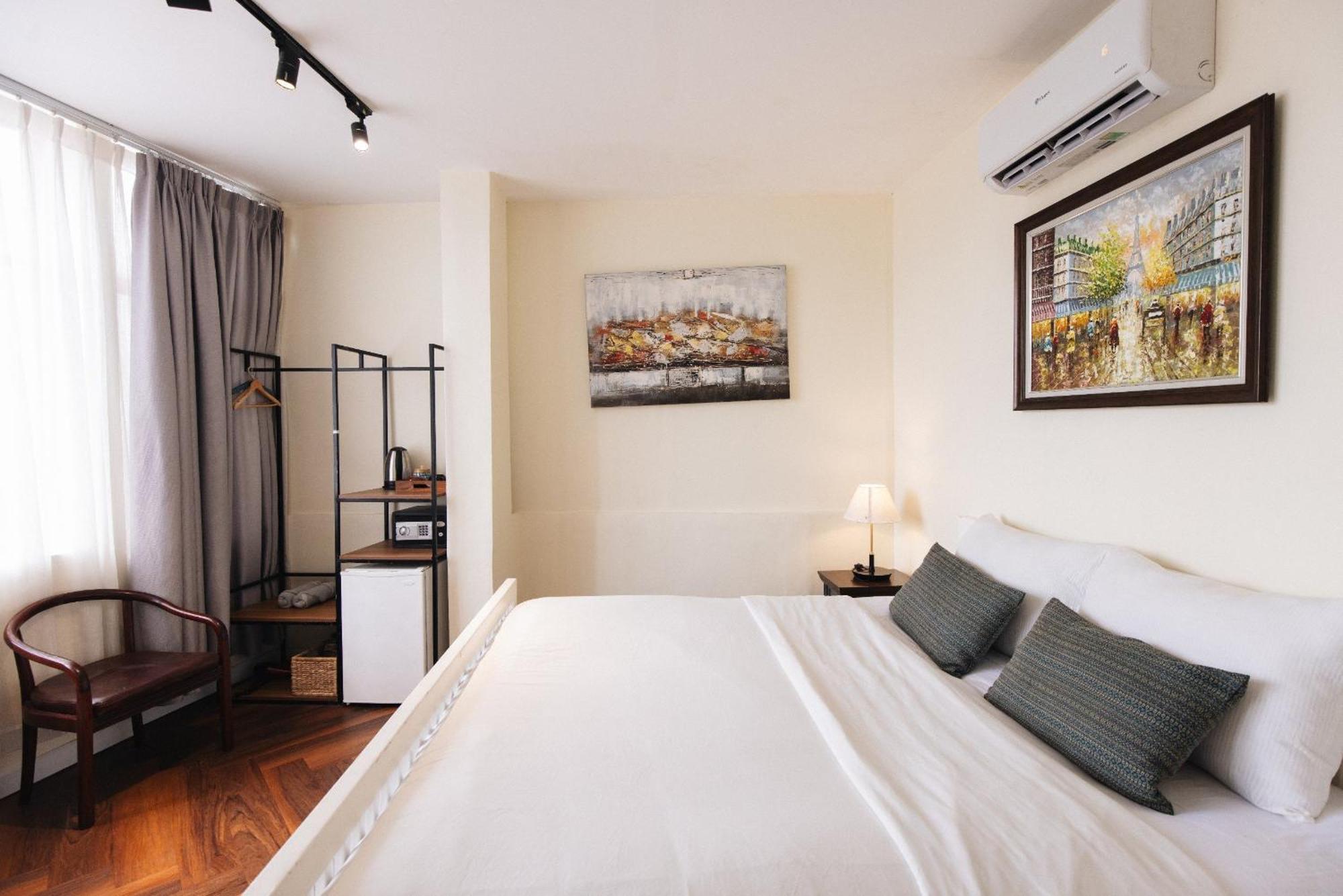 9 Hostel And Suites Хошимин Екстериор снимка