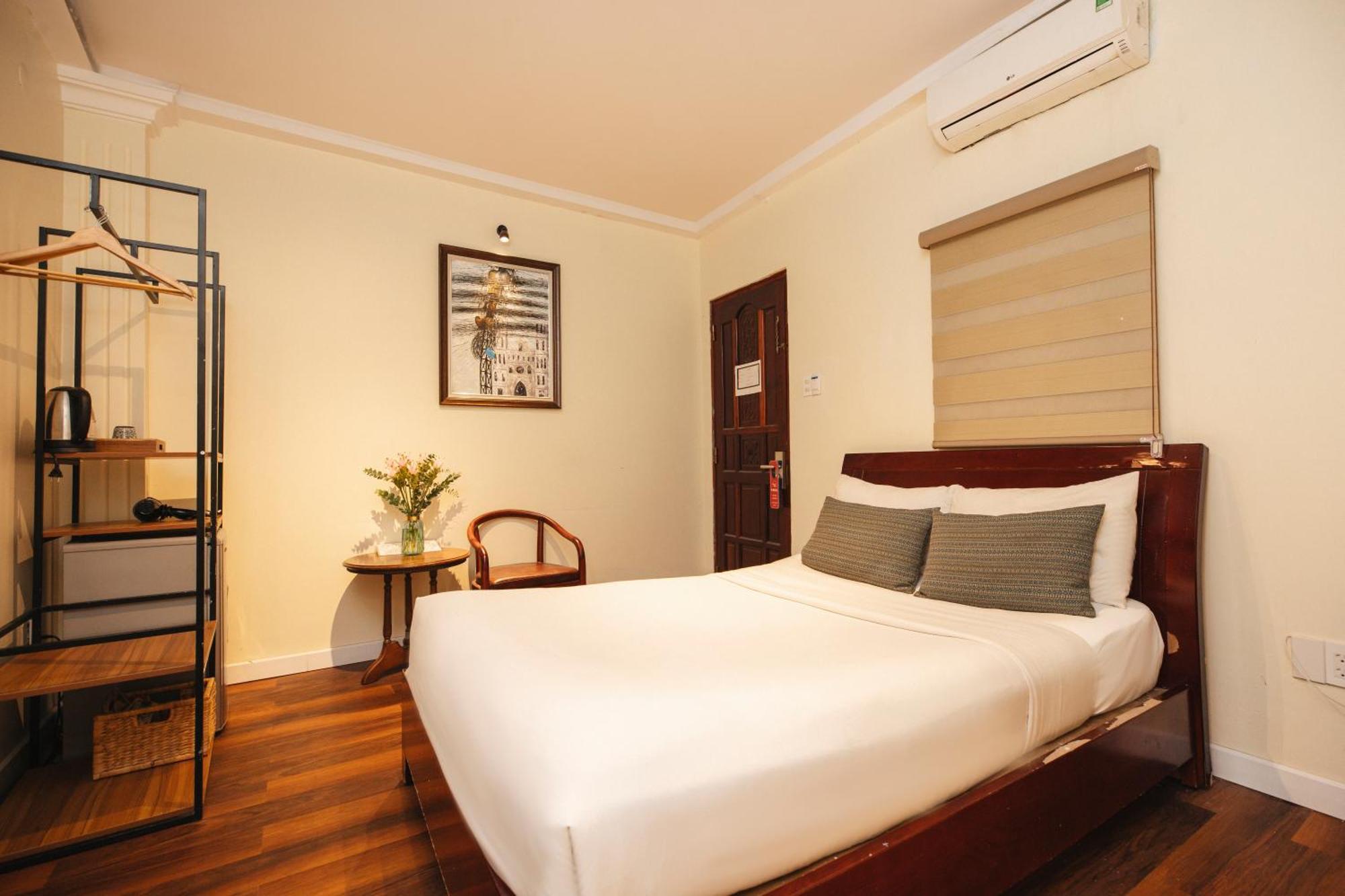 9 Hostel And Suites Хошимин Екстериор снимка