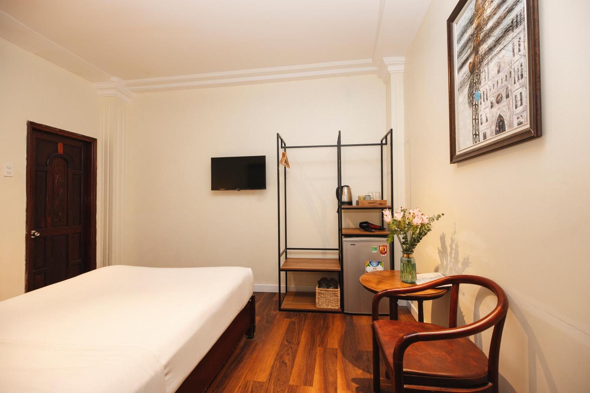 9 Hostel And Suites Хошимин Екстериор снимка