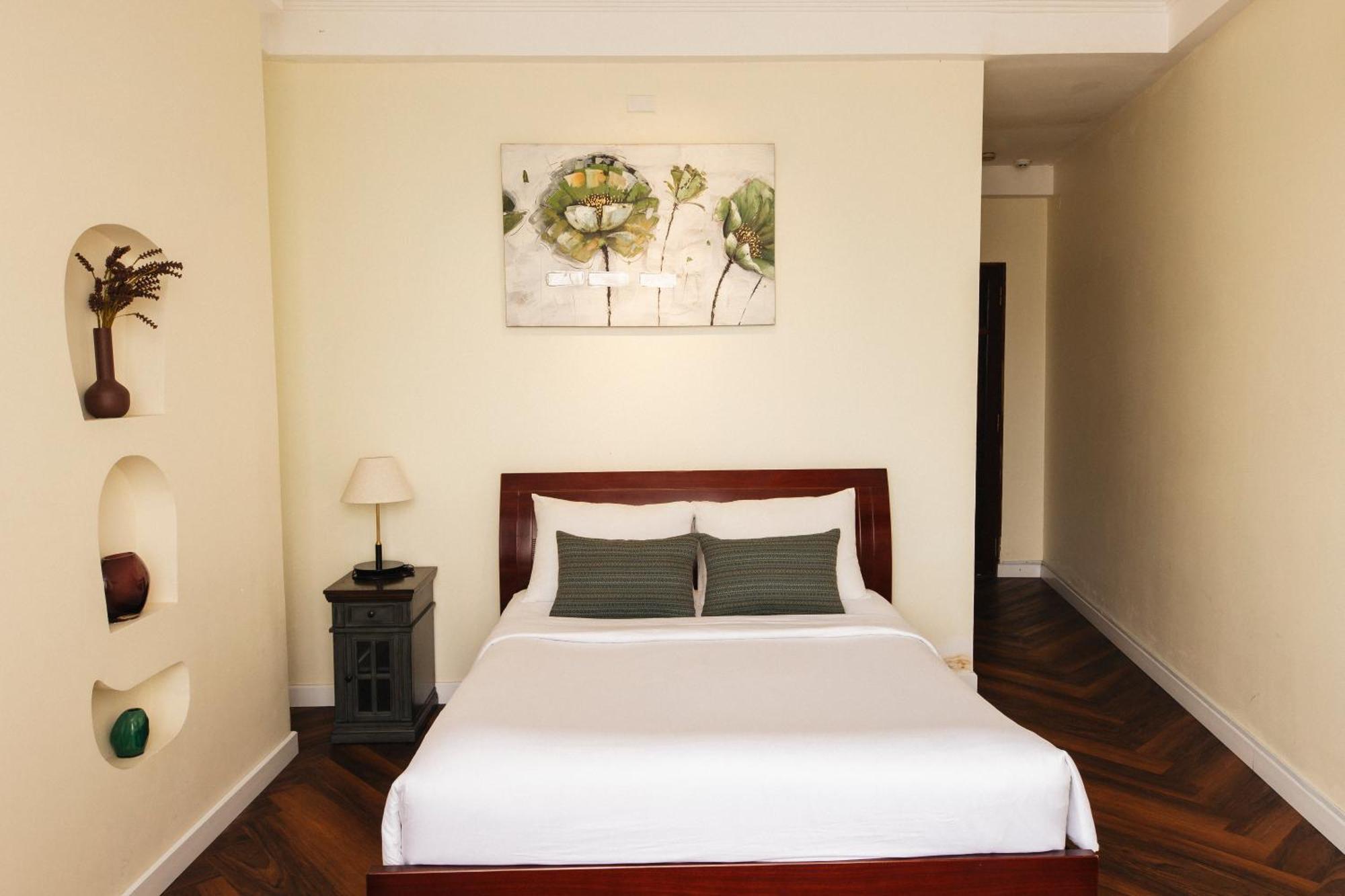 9 Hostel And Suites Хошимин Екстериор снимка