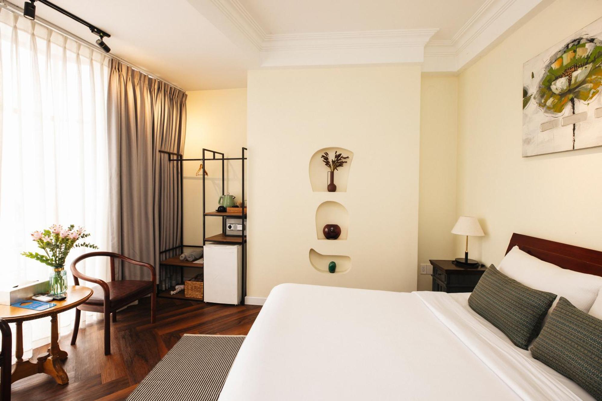 9 Hostel And Suites Хошимин Екстериор снимка